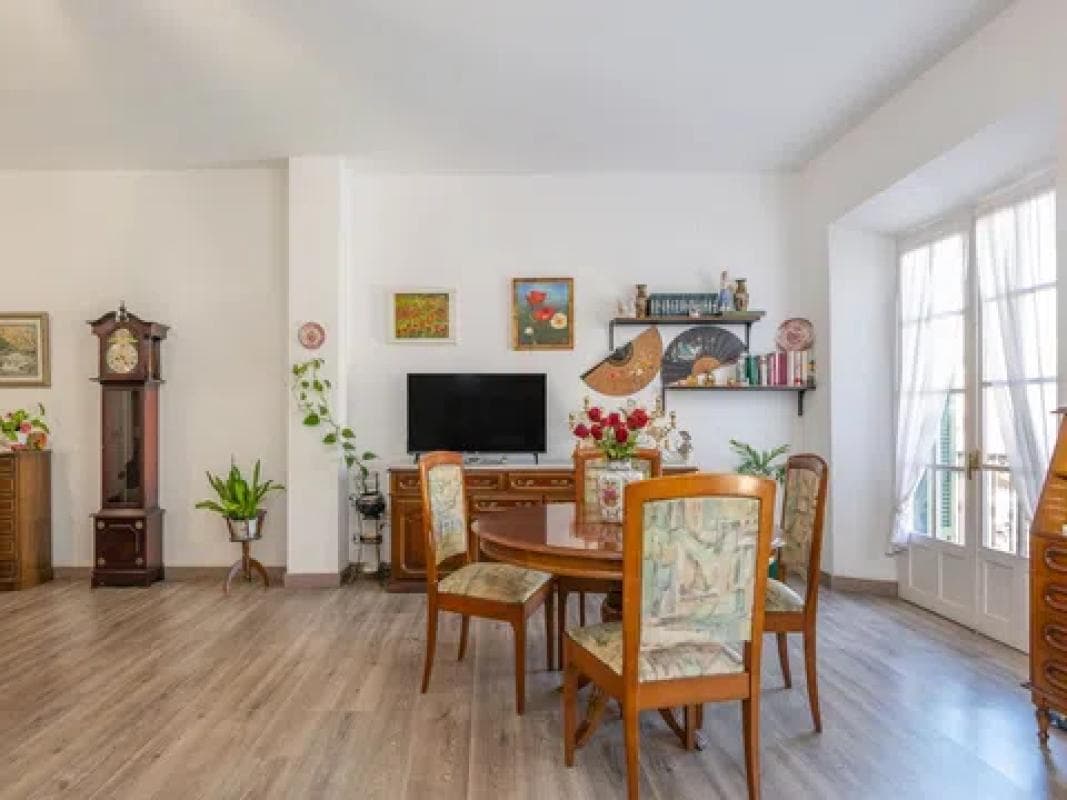 Venta de piso en Barrio La Merced, Málaga
photo 4