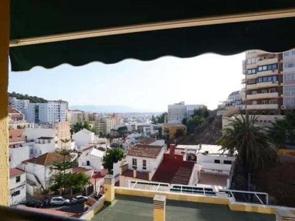 Chalet pareado en calle Empinada photo 1