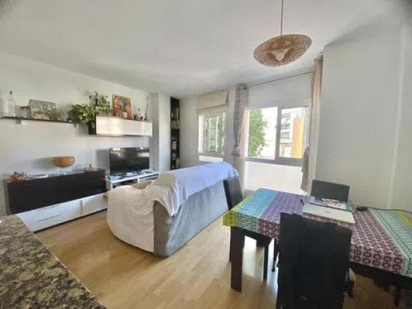 Venta de piso en Barrio Olletas - Sierra Blanquilla, Málaga
photo 1