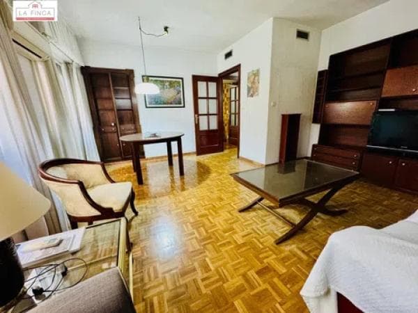 Sprzedaż mieszkania w Barrio Gibralfaro, Málaga
photo 1