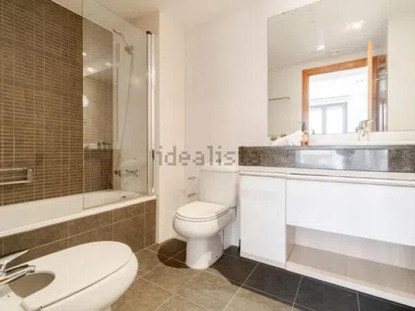 Sale of flat in Calle Vendeja, 12, Málaga
thumbnail 2