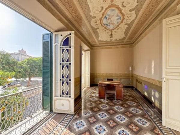 Venta de piso en Plaza de la Merced, 12, Málaga
photo 1