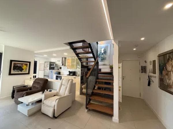 Duplex en venta en Barrio Cortijo de Maza-Finca Monsalvez-El Olivar, Málaga photo 1