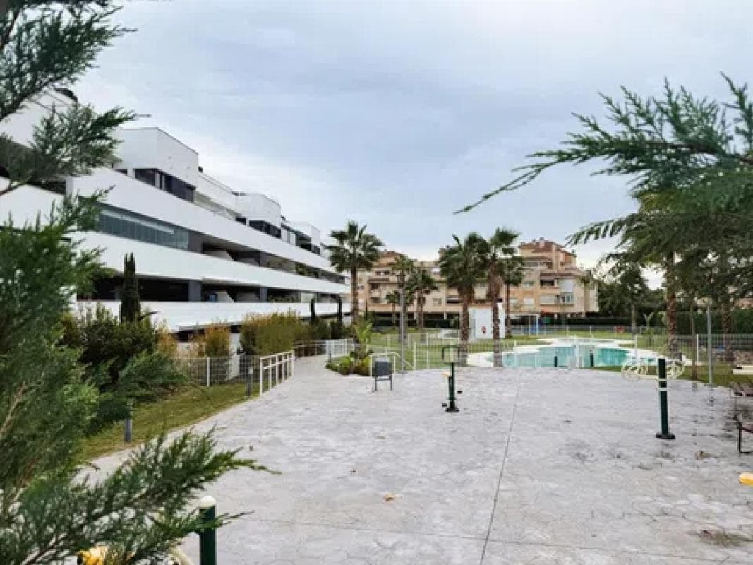 Sprzedaż duplexu w Barrio Cortijo de Maza-Finca Monsalvez-El Olivar, Málaga photo 2