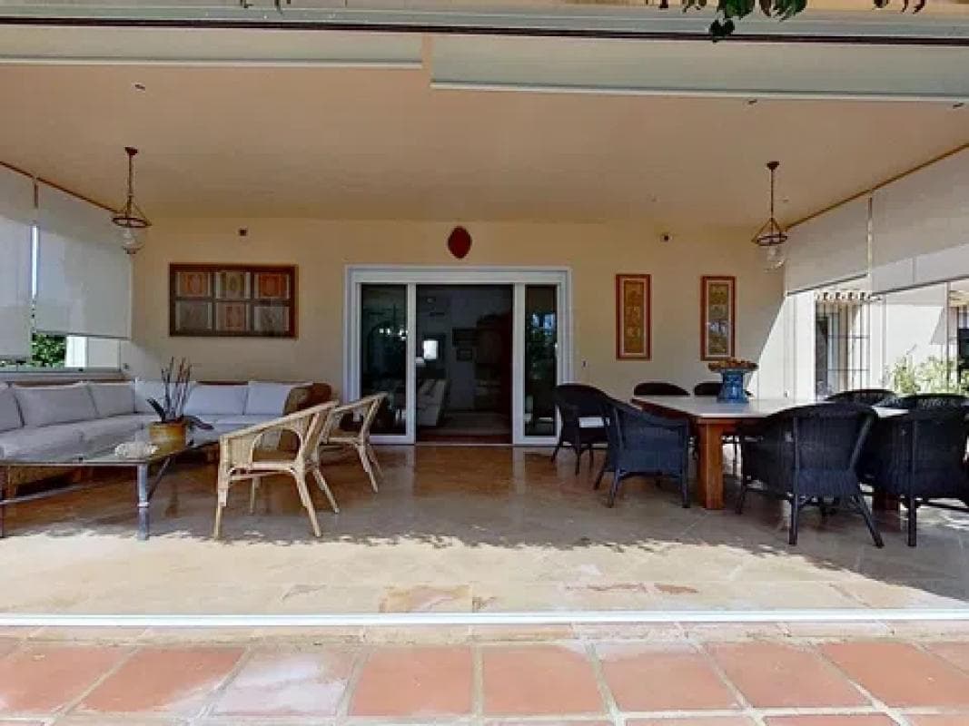 Sale of independent chalet in Barrio Guadalmar, Málaga
photo 5