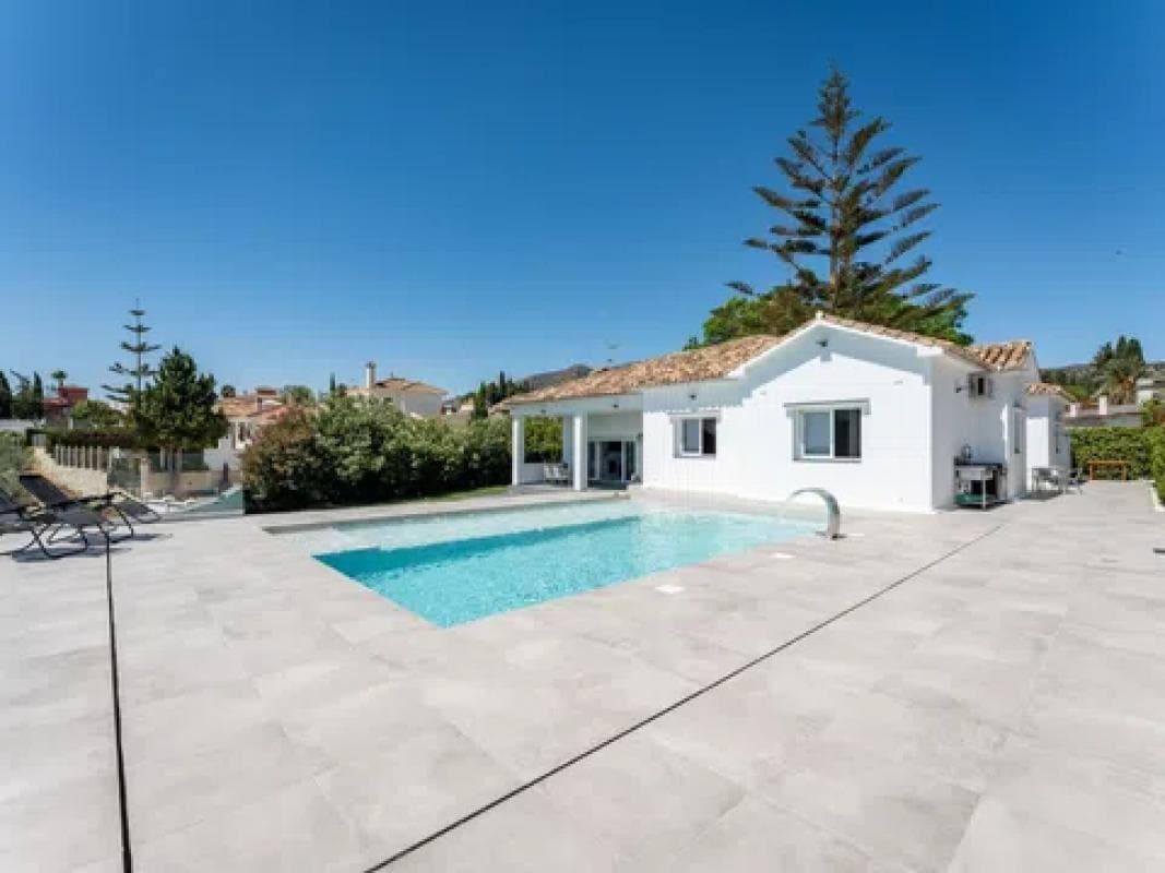 Продажа отдельного шале в Barrio Cortijo de Maza-Finca Monsalvez-El Olivar, Малага photo 2
