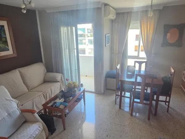 Duplex en venta en Calle Jerez Perchet, Málaga thumbnail 1