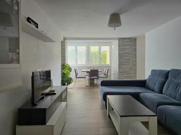 Venta de piso en Calle Sabio Muñaton, 2, Málaga
thumbnail 1
