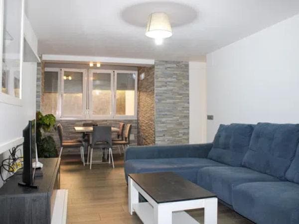 Venta de piso en Calle Sabio Muñaton, Málaga
thumbnail 1