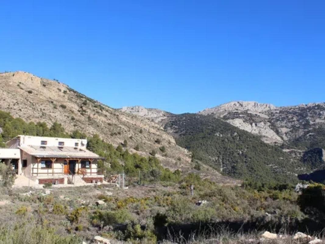 Property photo 4