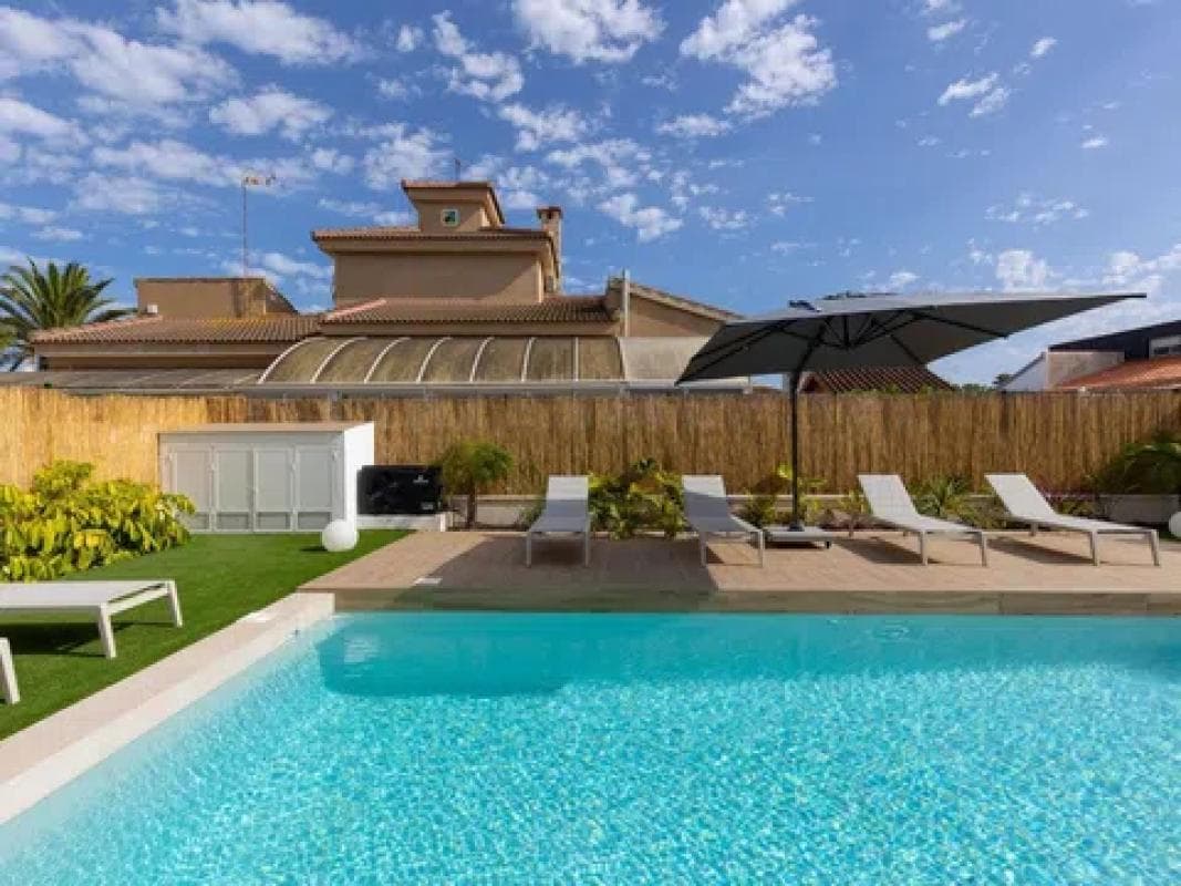 Venta de chalet independiente en Calle Lope de Vega s/n, Torrevieja
photo 4