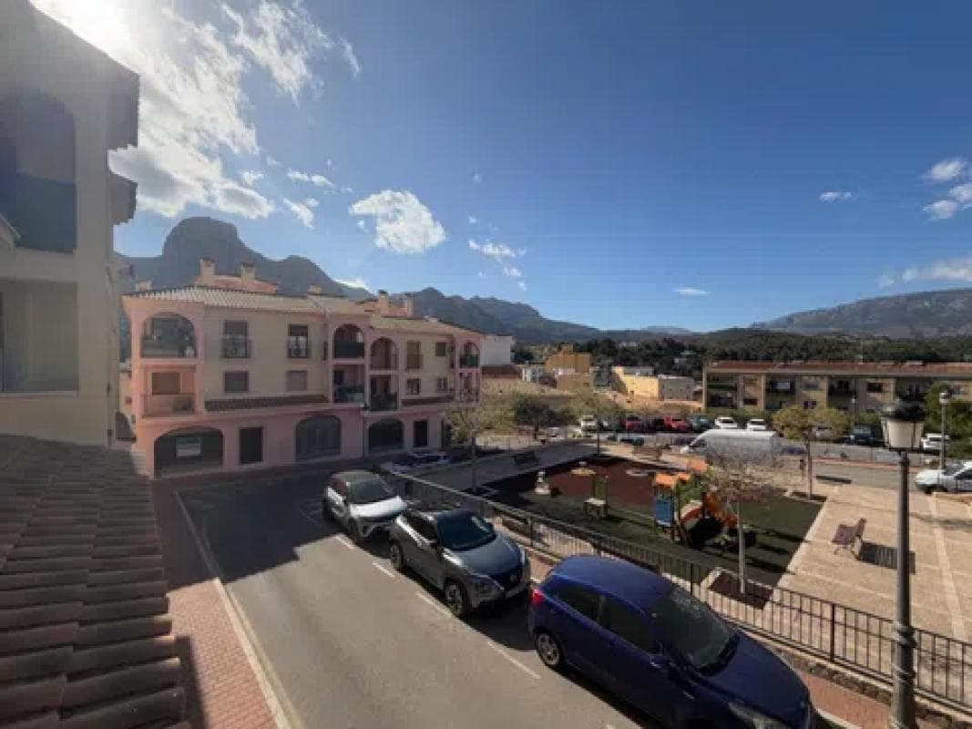 Sale of apartment in Casco urbano, Polop
photo 2