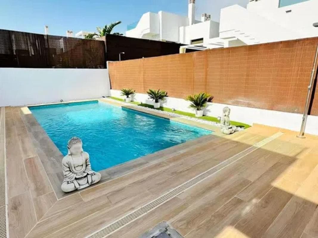 Venta de chalet adosado en Desamparados-Hurchillo-Torremendo , Orihuela photo 5