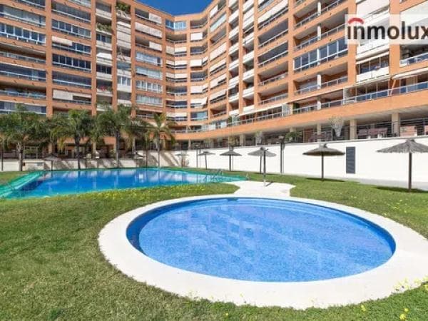 Venta de piso en Calle Nadadora Carmen Soto, Alicante / Alacant
thumbnail 1