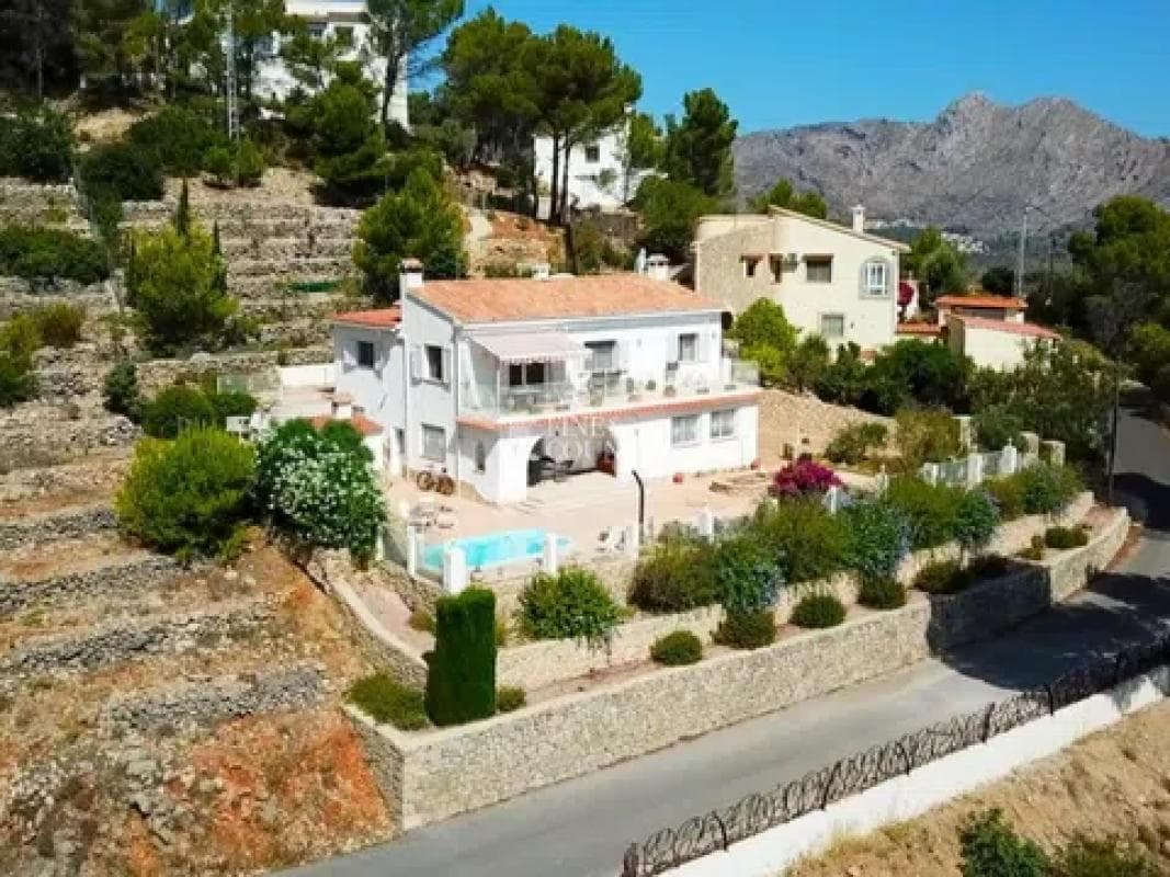 Propiedades en venta y alquiler en España photo 3