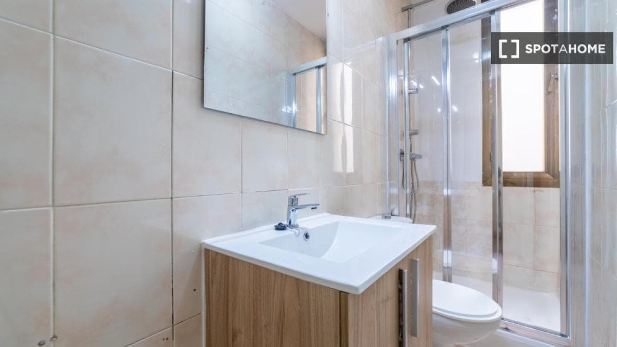 Properties for sale and rent in Spain photo 5