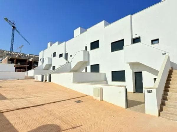 Chalet adosado thumbnail 2