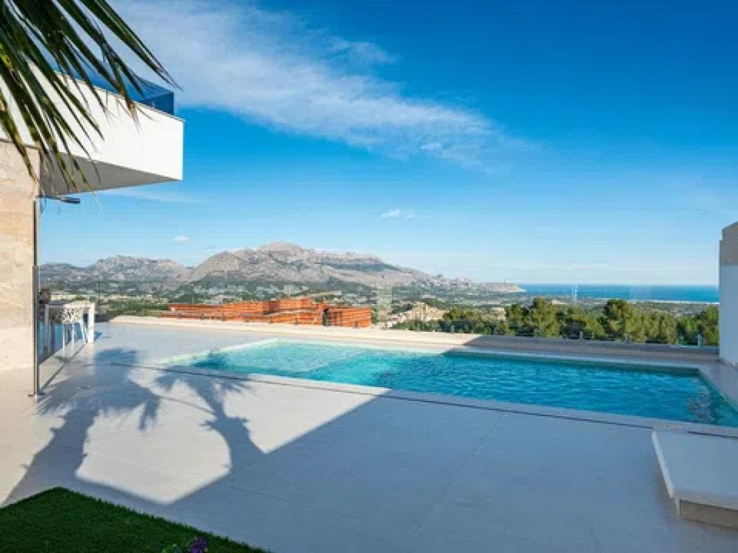 Propiedades en venta y alquiler en España photo 5
