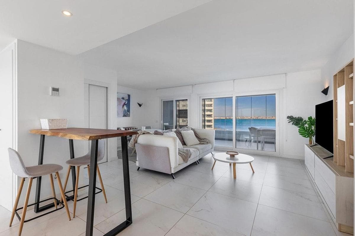 Venta de piso en Barrio Punta Prima, Orihuela
photo 3