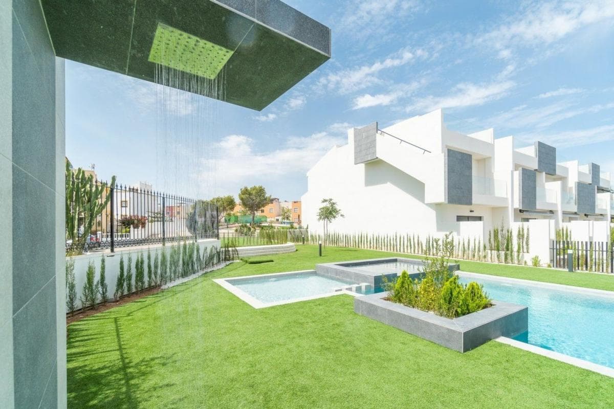 Продажа отдельного шале в Barrio Los Balcones - Los Altos del Edén, Торревьеха photo 3