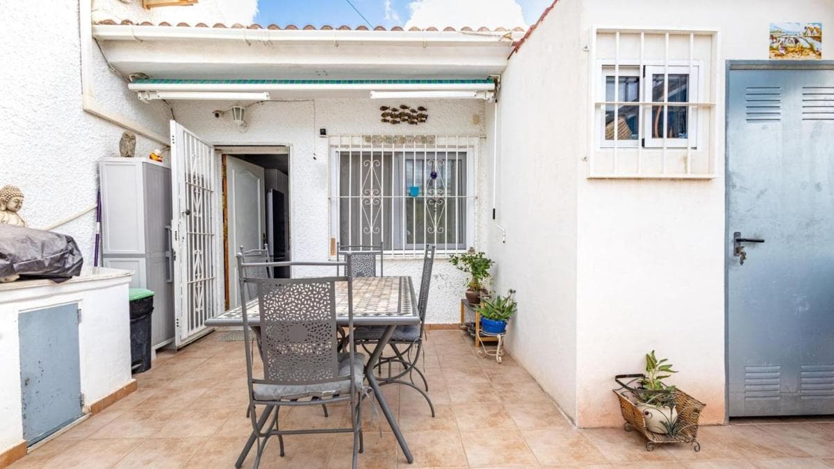 Venta de chalet independiente en Barrio La Siesta - El Salado - Torreta, Torrevieja
photo 5
