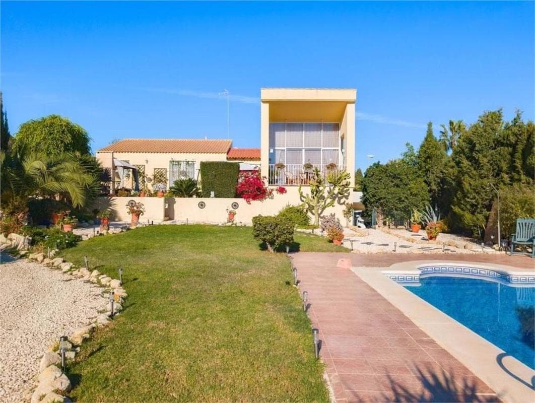 Venta de chalet independiente en Valle del Sol - Rio Park, Mutxamel
photo 2