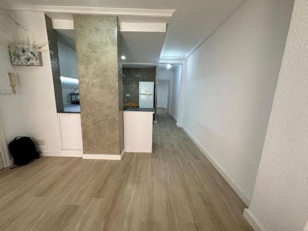 Venta de piso en Calle Capità Gaspar Ortiz, Elche / Elx
photo 1