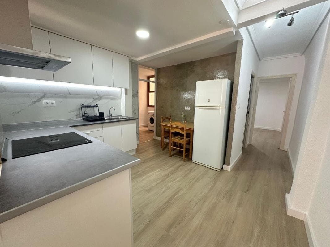 Venta de piso en Calle Capità Gaspar Ortiz, Elche / Elx
photo 4