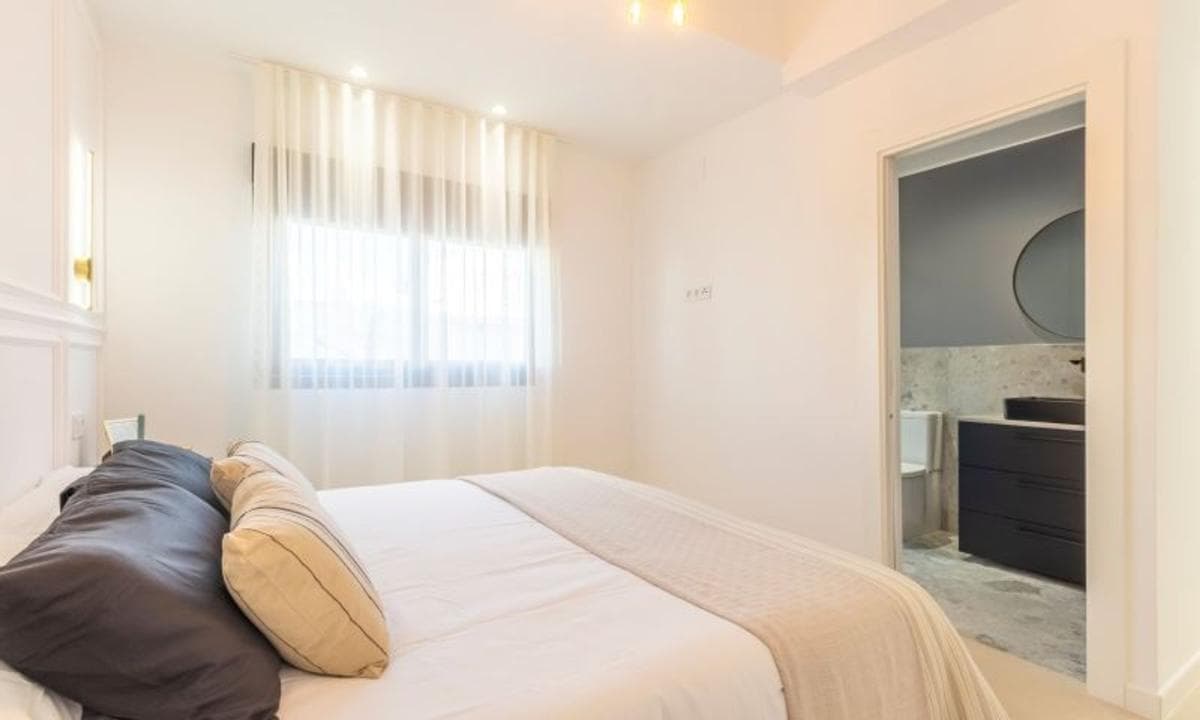 Venta de chalet independiente en Barrio La Siesta - El Salado - Torreta, Torrevieja
photo 4