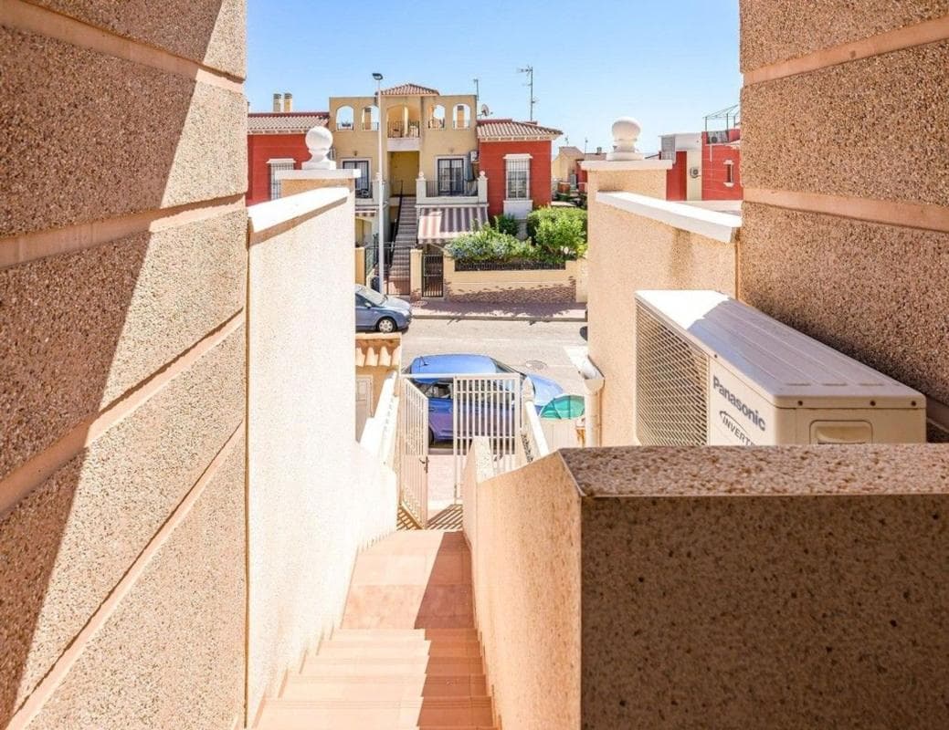 Продажа отдельного шале в Barrio Aguas Nuevas, Торревьеха photo 2