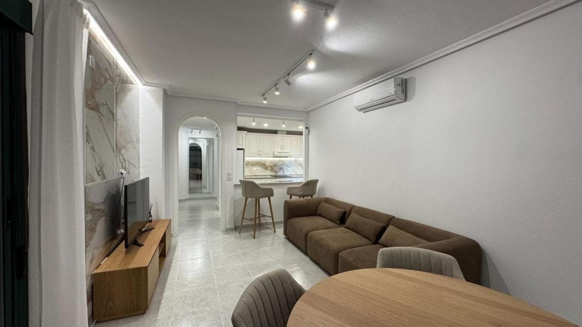 Venta de piso en Calle Jamaica, 359, Orihuela
photo 5