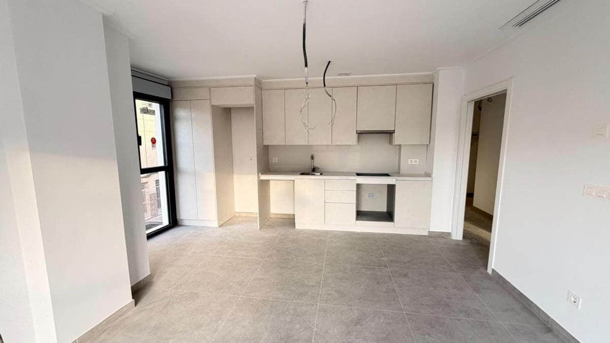 Venta de piso en Barrio San Crispín, Elche / Elx
photo 2