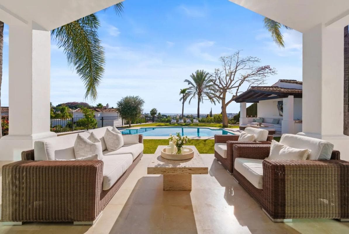 Sale of independent chalet in Calle Sirio, Marbella
photo 2