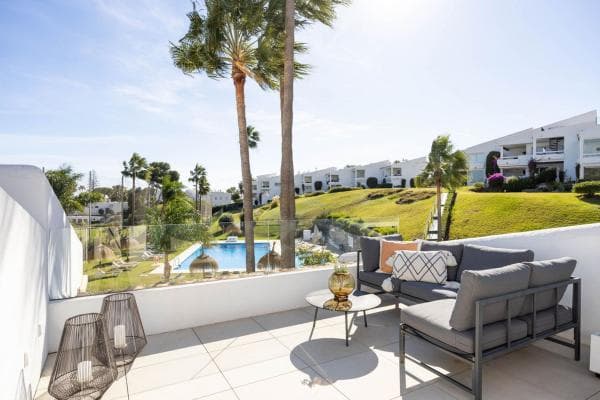 Venta de piso en Avenida Valle del Golf, 132, Marbella
photo 1