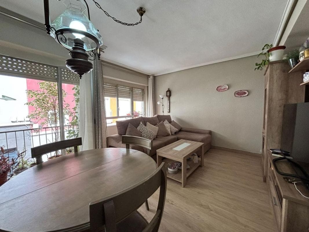 Venta de piso en Barrio Raval de Santa Teresa-El Asilo, Elche / Elx
photo 2