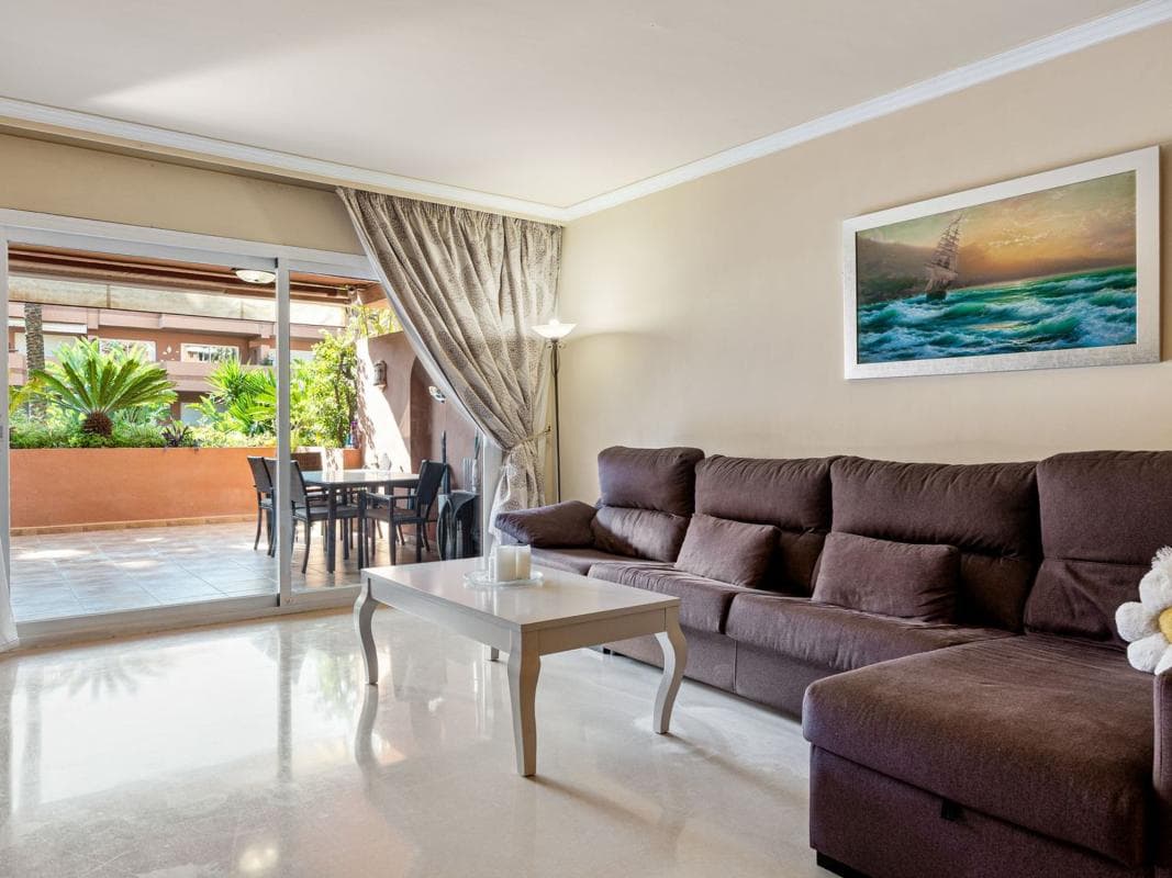 Venta de piso en Calle Isabel Clara Eugenia, Marbella
photo 2