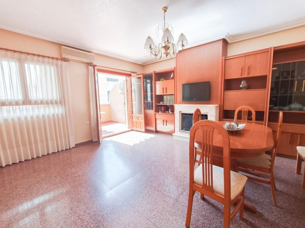 Venta de piso en Calle Doctor Sirvent, Almoradí
photo 3