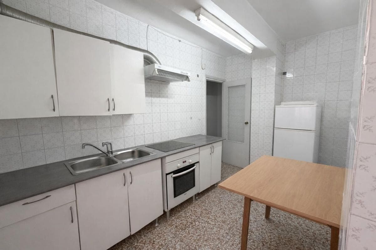 Venta de piso en Calle Callosa de Segura, Alicante / Alacant
photo 3