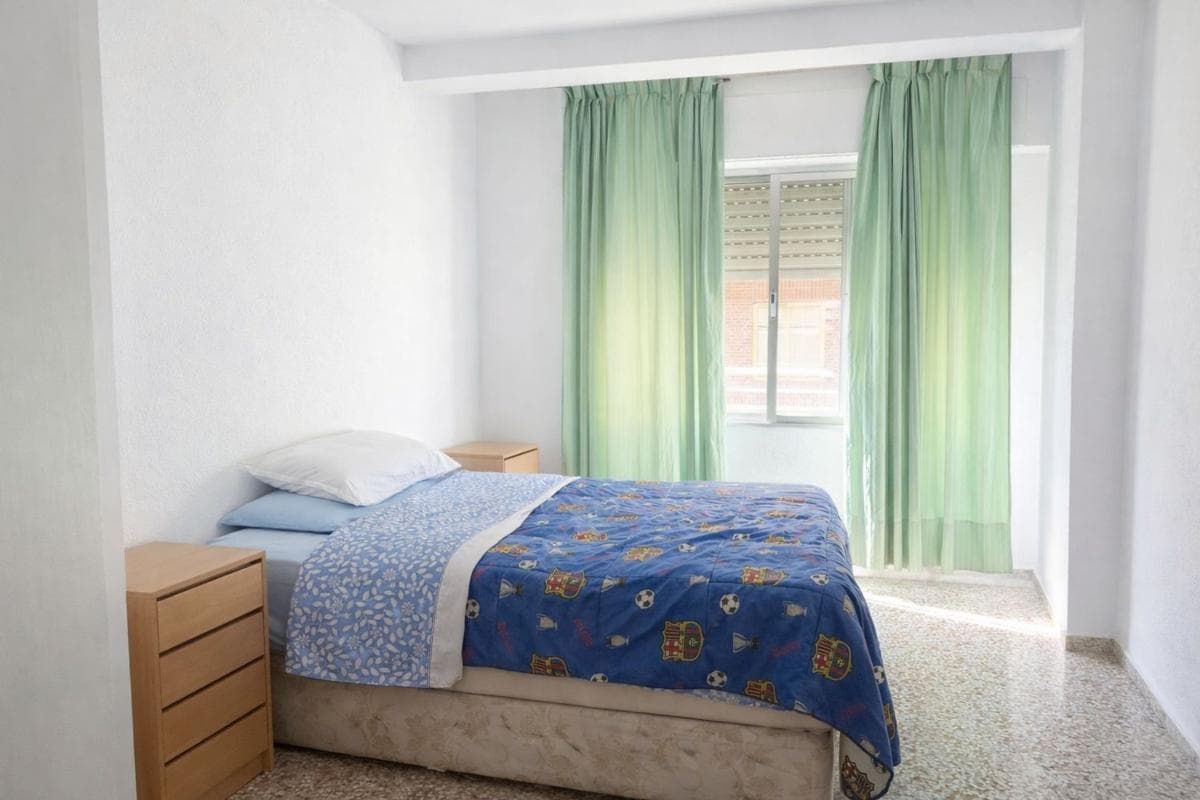 Venta de piso en Calle Callosa de Segura, Alicante / Alacant
photo 4