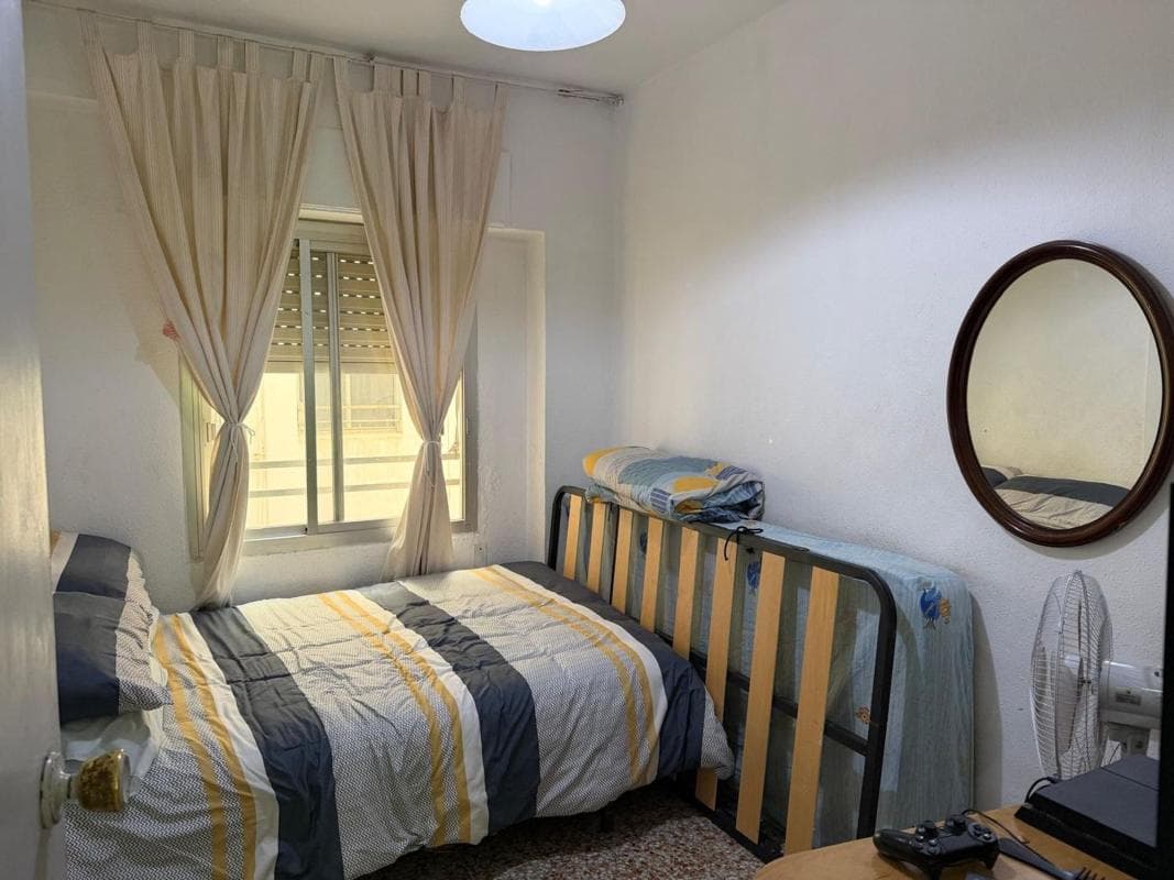 Venta de piso en Calle Callosa de Segura, Alicante / Alacant
photo 5
