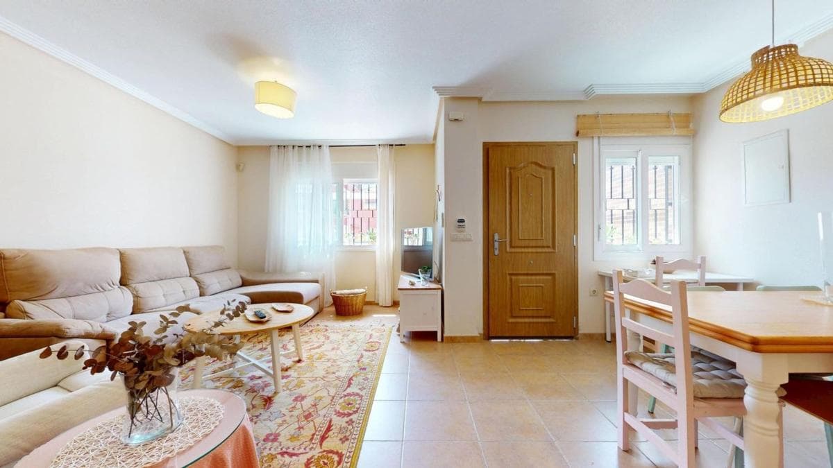 Venta de chalet adosado en Calle Margarita Salas , Pilar de la Horadada photo 5