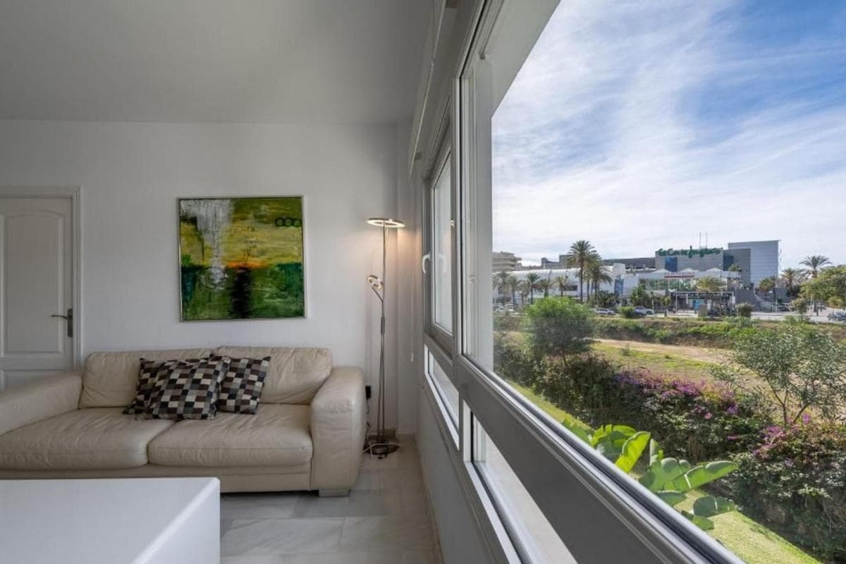 Venta de piso en LOS GRANADOS-PLAYAS ESPAÑ, Marbella
photo 4