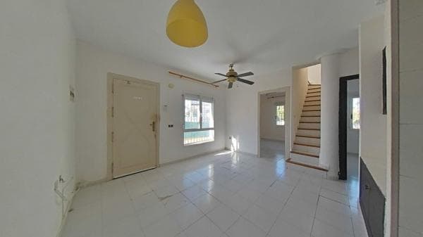 Chalet independiente en venta en Barrio Los Balcones - Los Altos del Edén, Torrevieja
photo 1
