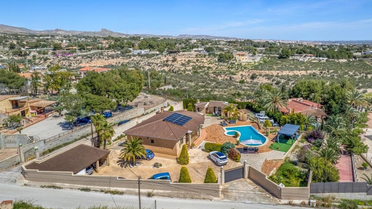 Venta de chalet independiente en Crevillente, Crevillente
photo 2