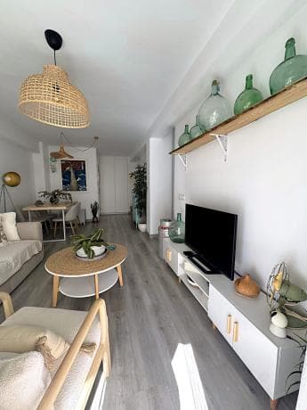 Venta de piso en Calle Pintor Ramos Rosas, 1, Málaga
thumbnail 2