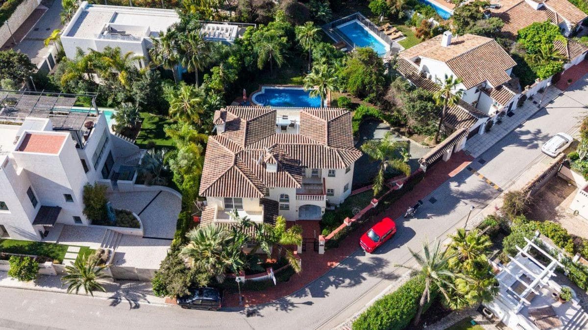 Venta de chalet independiente en Avenida Navarra, Marbella
photo 3