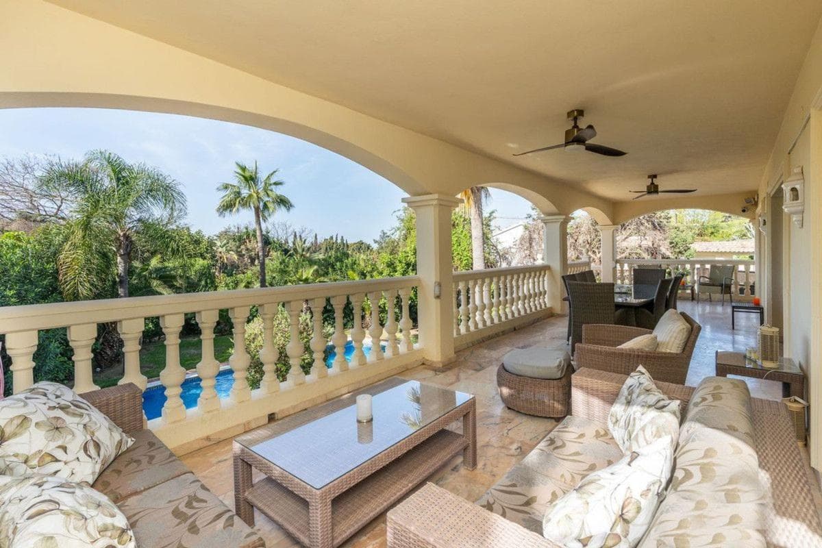 Venta de chalet independiente en Avenida Navarra, Marbella
photo 5