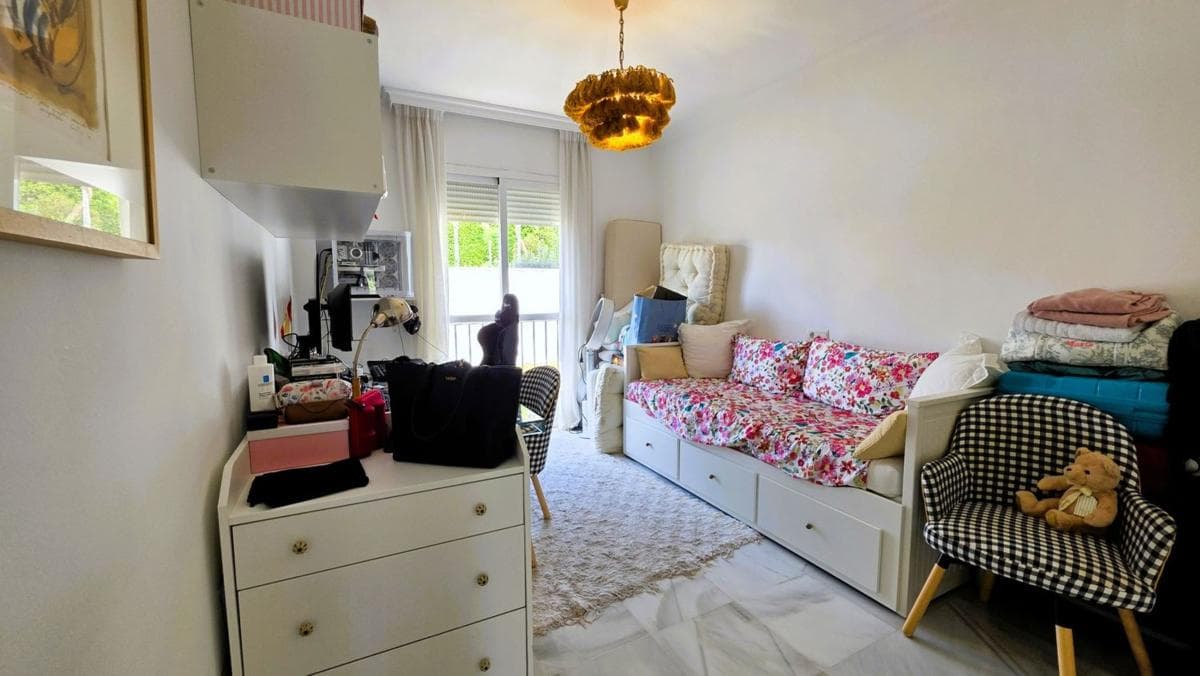 Venta de piso en Barrio Los Naranjos, Marbella
photo 5