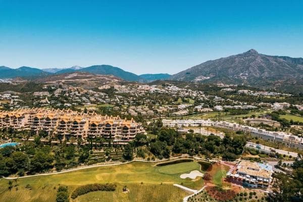 Venta de piso en Barrio Aloha, Marbella
thumbnail 2