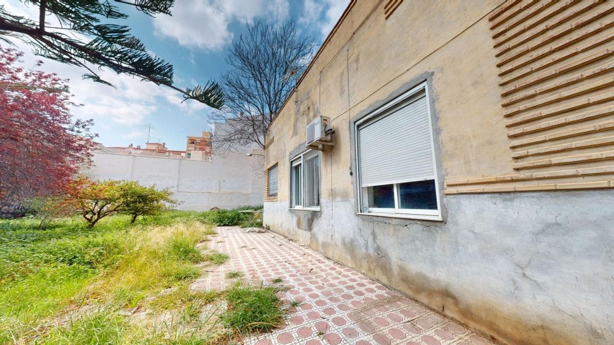 Propiedades en venta y alquiler en España photo 2